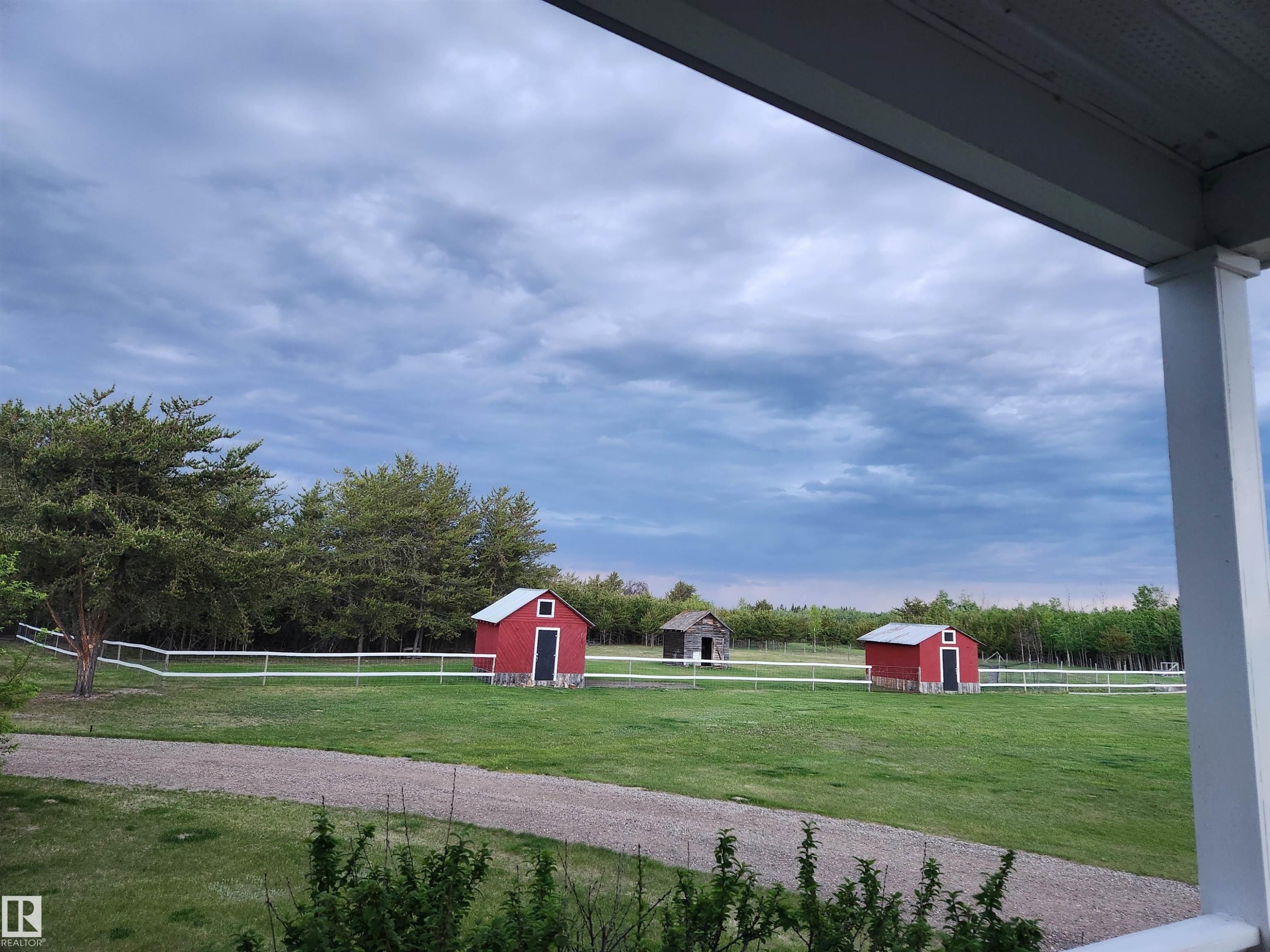 












44306 Township Rd 630

,
Rural Bonnyville M.D.,




AB
T0A 0B0

