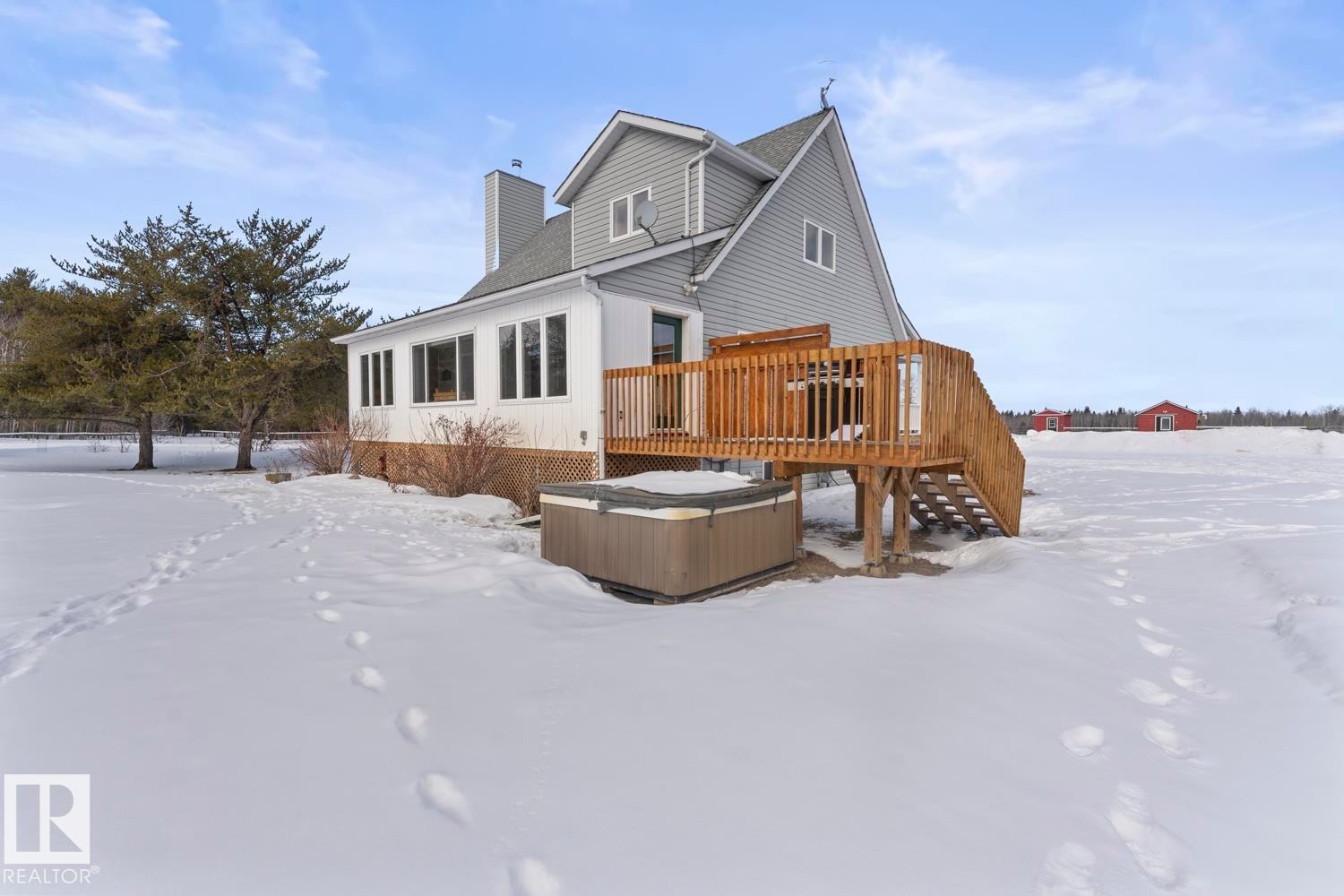 












44306 Township Rd 630

,
Rural Bonnyville M.D.,




AB
T0A 0B0

