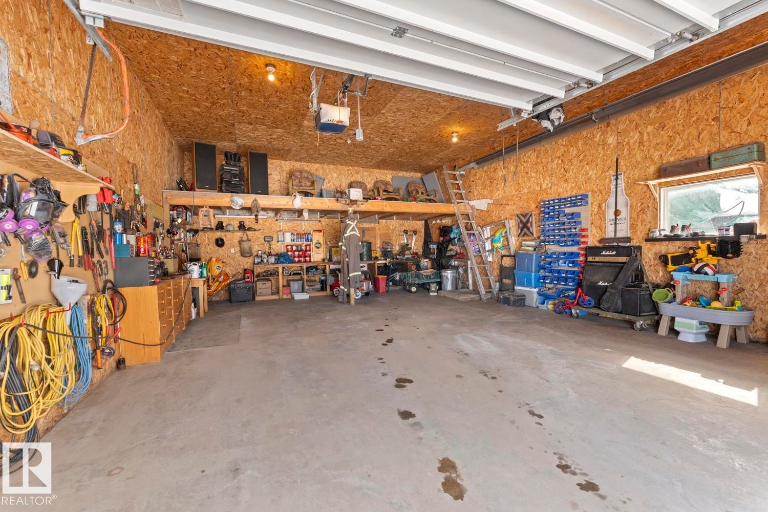 












44306 Township Rd 630

,
Rural Bonnyville M.D.,




AB
T0A 0B0

