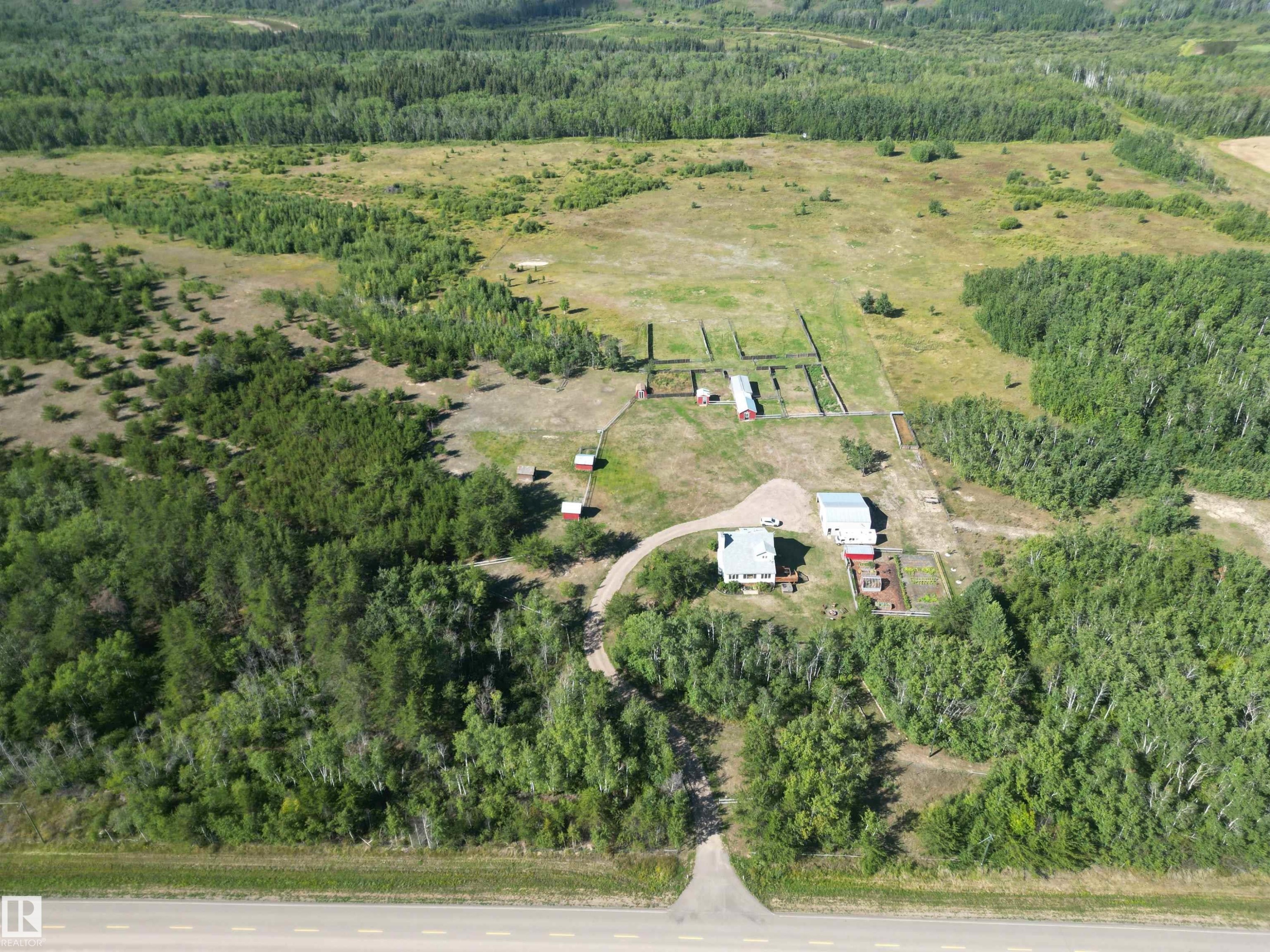 












44306 Township Rd 630

,
Rural Bonnyville M.D.,




AB
T0A 0B0

