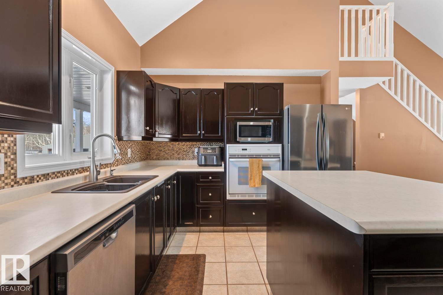 












44306 Township Rd 630

,
Rural Bonnyville M.D.,




AB
T0A 0B0

