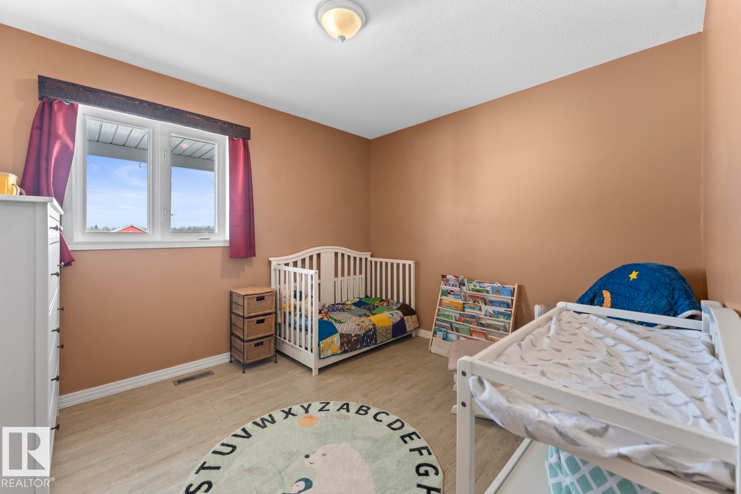 












44306 Township Rd 630

,
Rural Bonnyville M.D.,




AB
T0A 0B0

