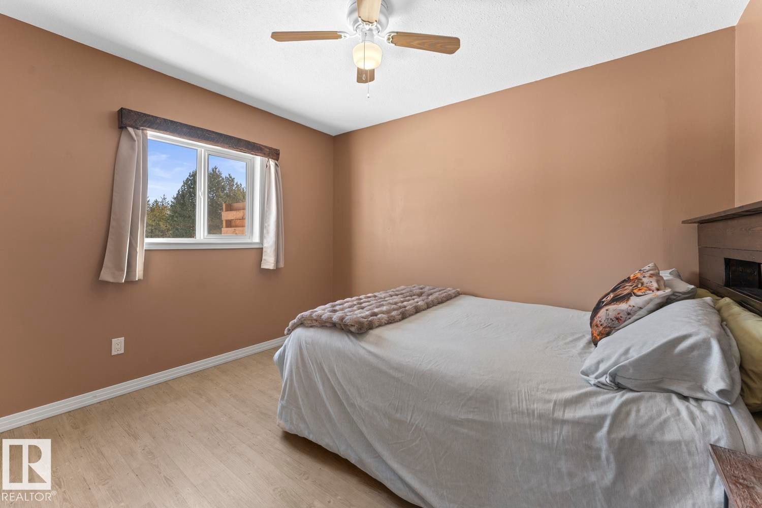 












44306 Township Rd 630

,
Rural Bonnyville M.D.,




AB
T0A 0B0


