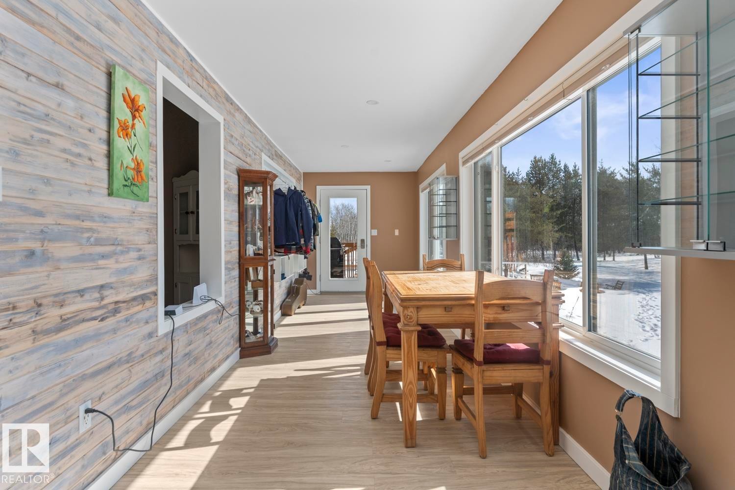 












44306 Township Rd 630

,
Rural Bonnyville M.D.,




AB
T0A 0B0

