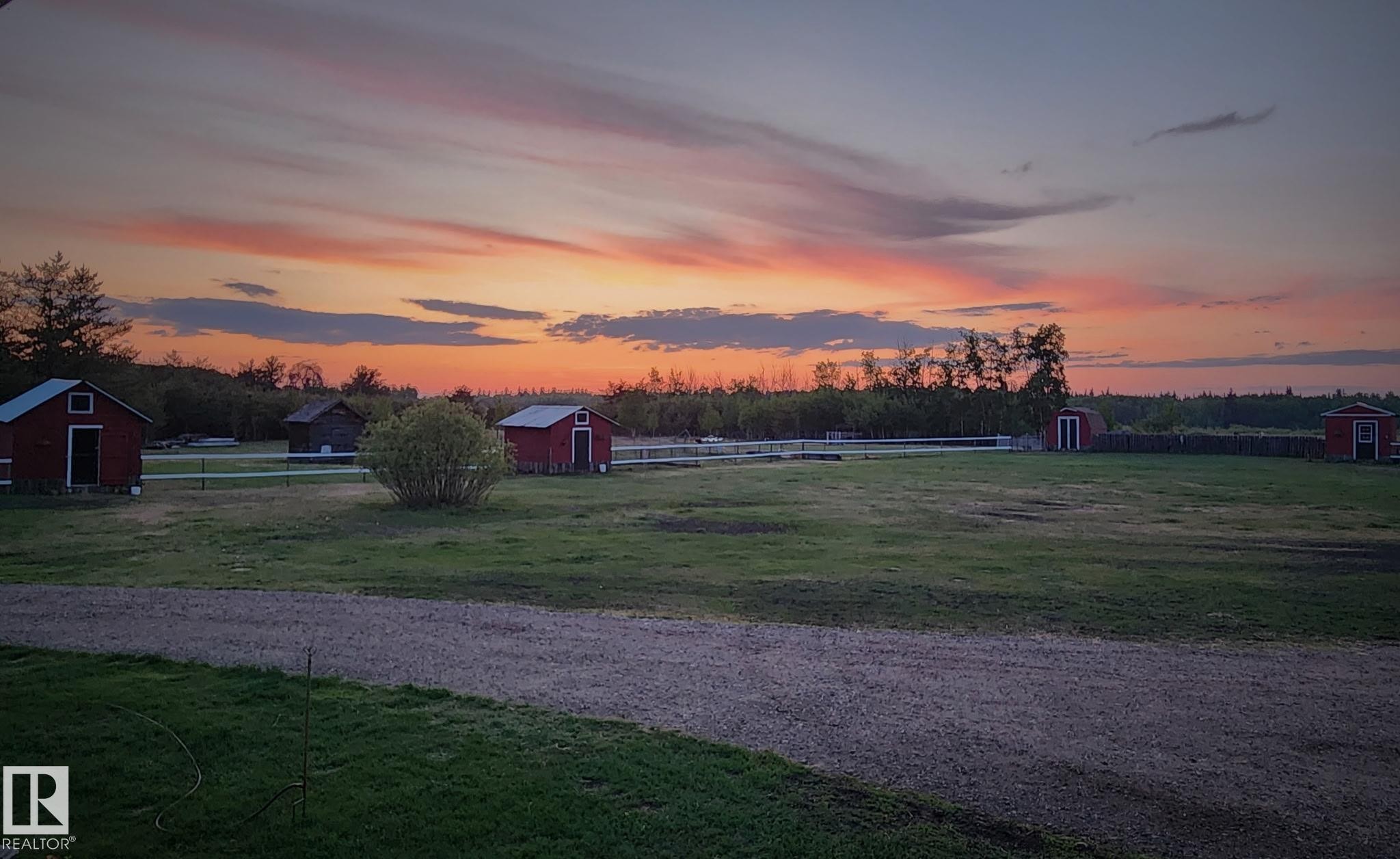 












44306 Township Rd 630

,
Rural Bonnyville M.D.,




AB
T0A 0B0

