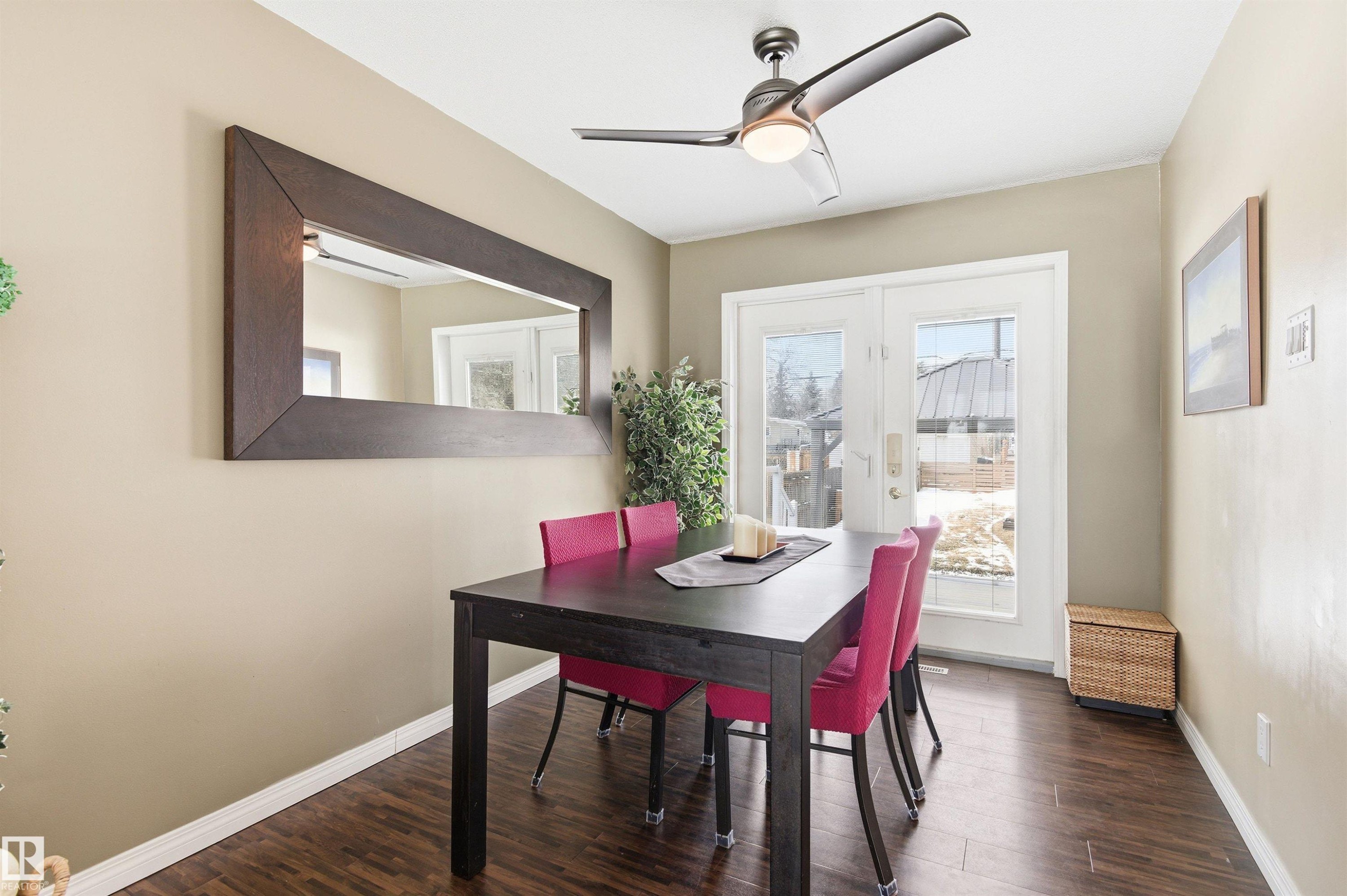 












5328 105B Street

,
Edmonton,




AB
T6H 2S3

