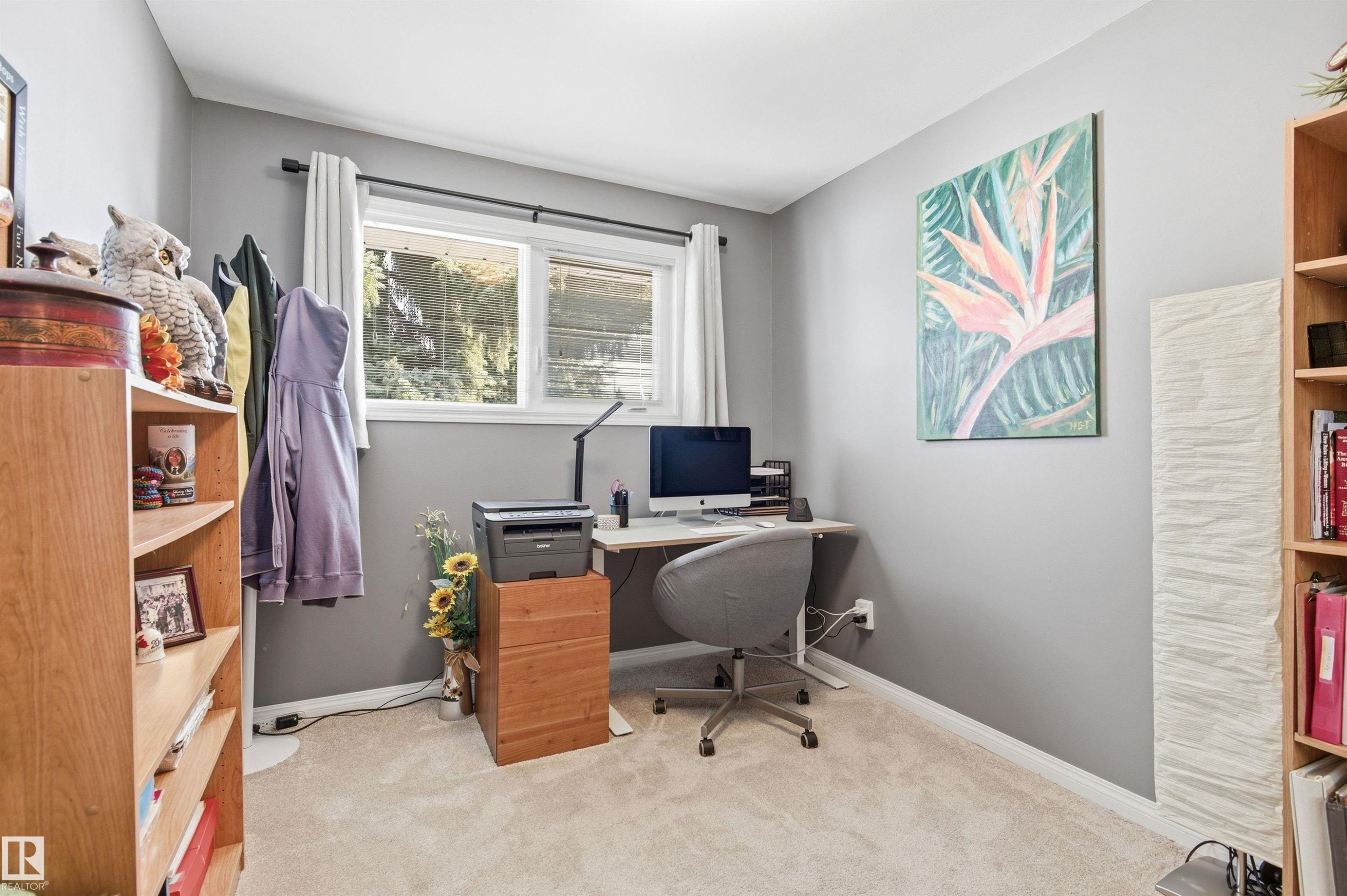 












5328 105B Street

,
Edmonton,




AB
T6H 2S3

