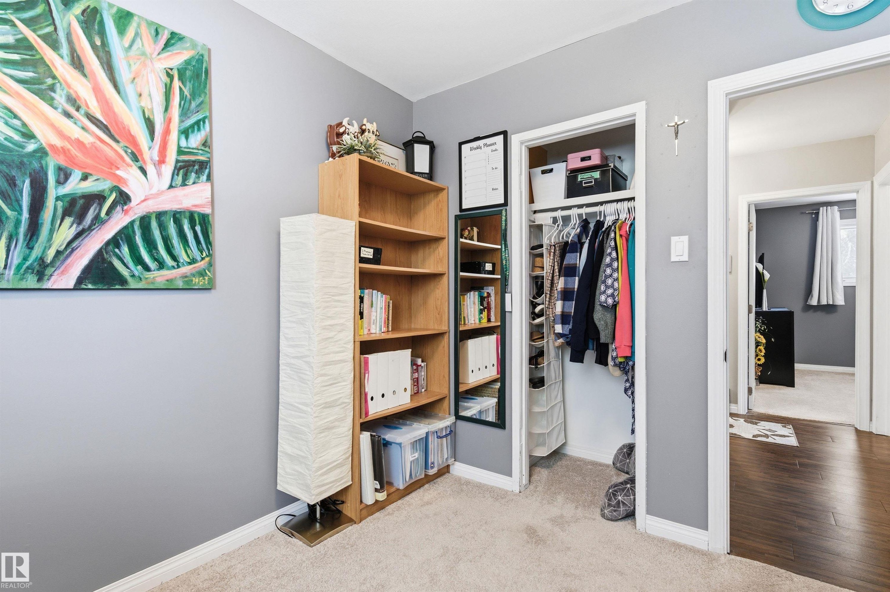 












5328 105B Street

,
Edmonton,




AB
T6H 2S3

