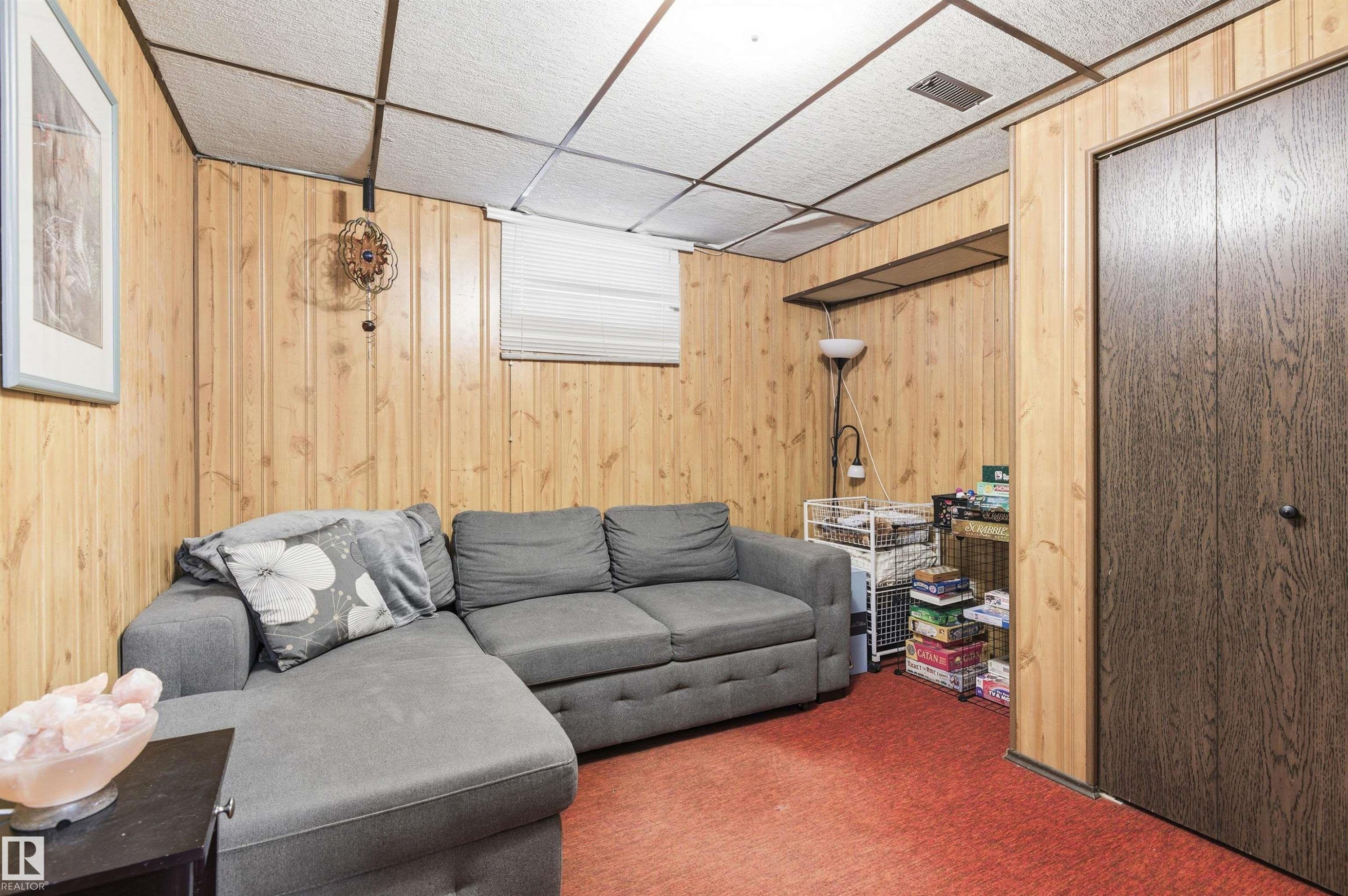 












5328 105B Street

,
Edmonton,




AB
T6H 2S3

