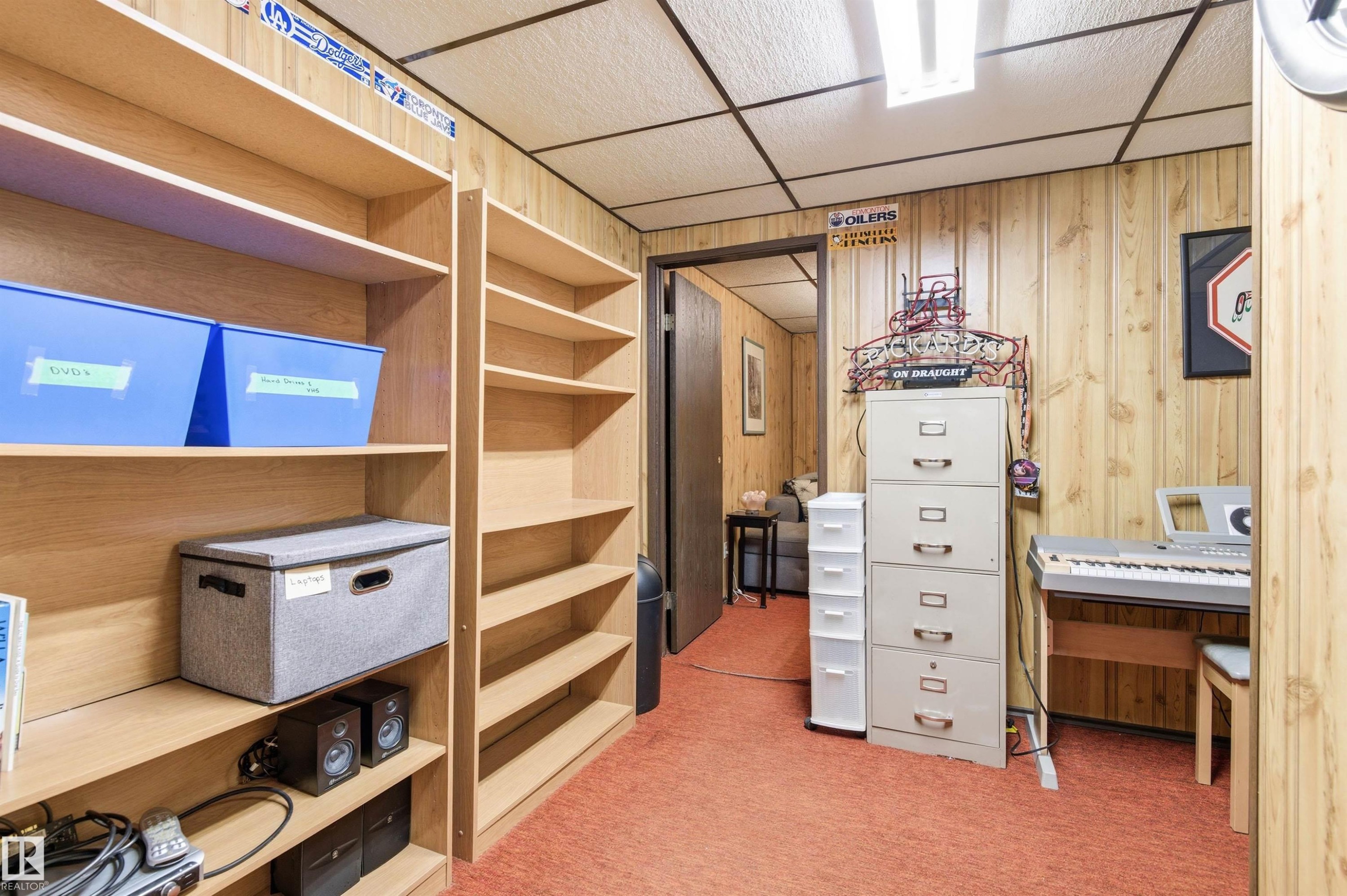 












5328 105B Street

,
Edmonton,




AB
T6H 2S3

