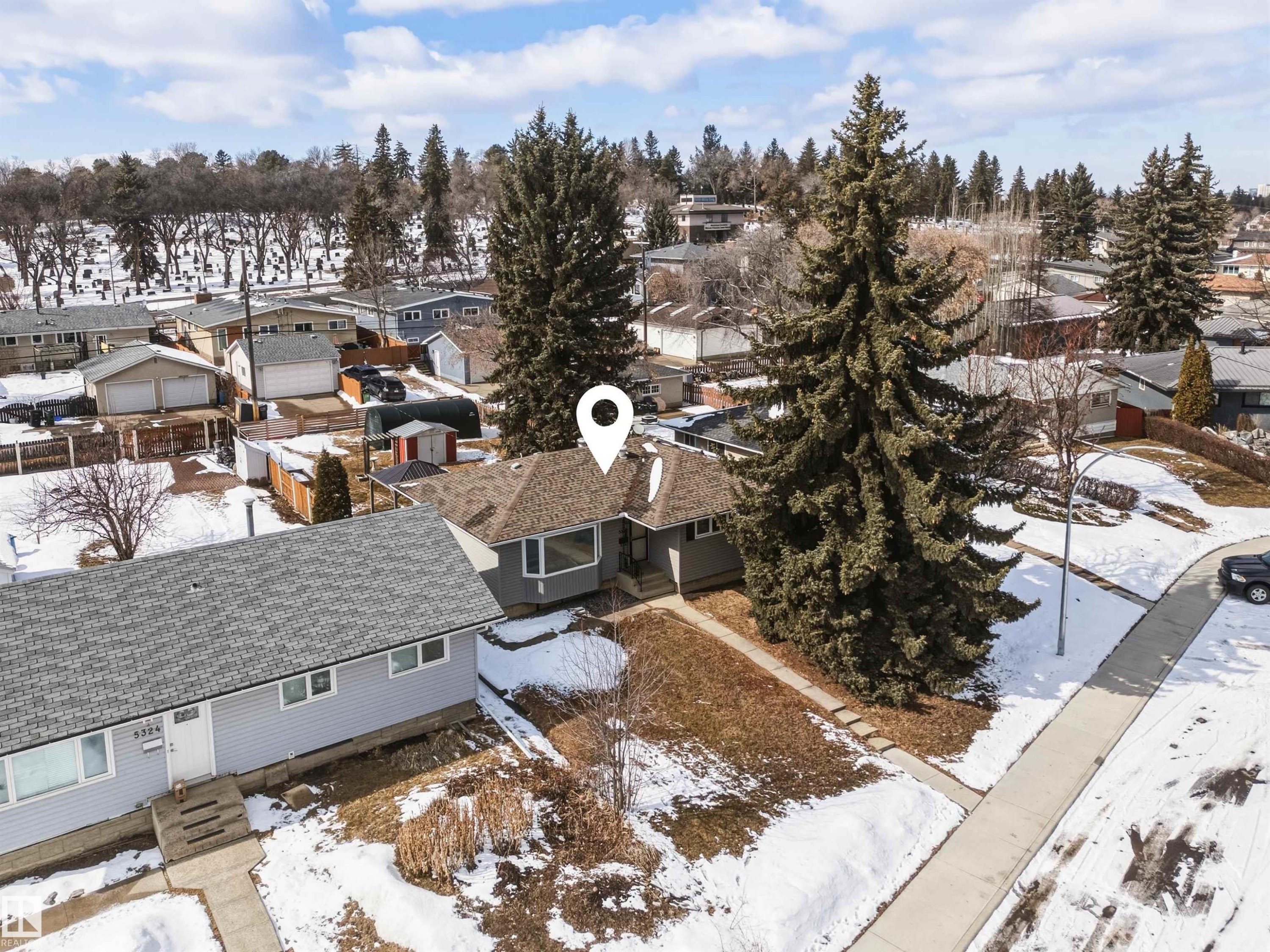 












5328 105B Street

,
Edmonton,




AB
T6H 2S3

