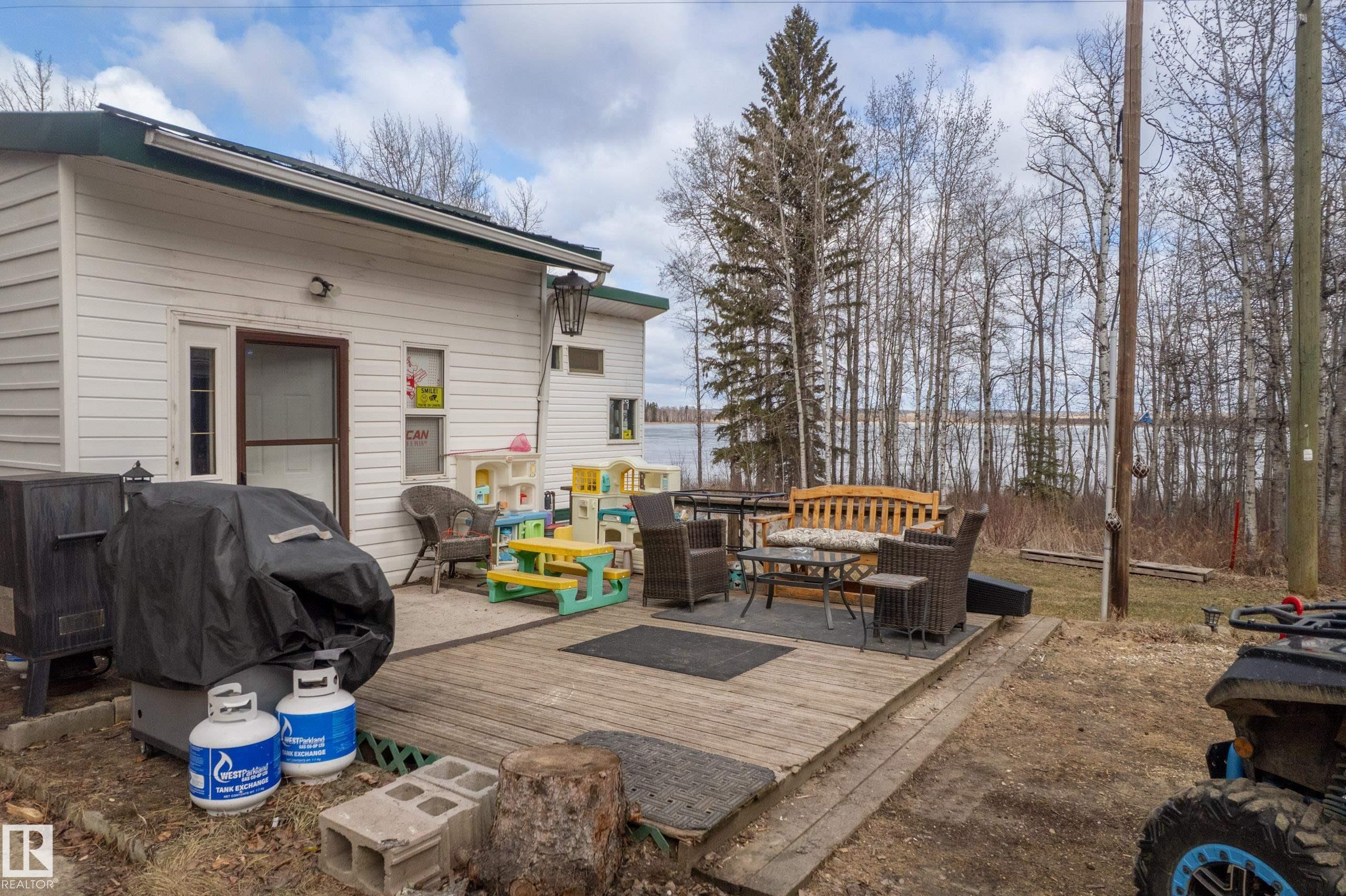 












106 52502 RGE ROAD 25

,
Rural Parkland County,




AB
T7Y 2M2

