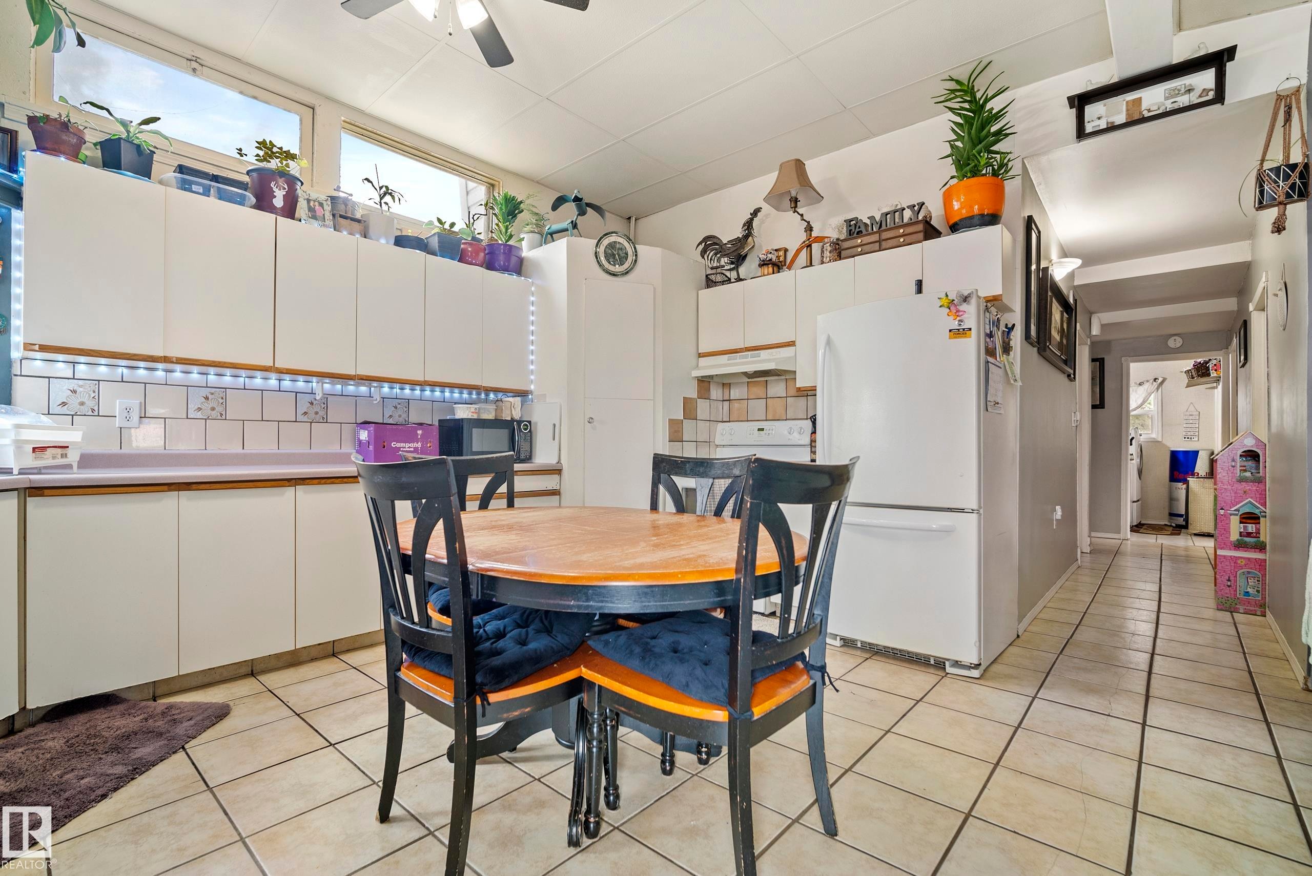 












106 52502 RGE ROAD 25

,
Rural Parkland County,




AB
T7Y 2M2

