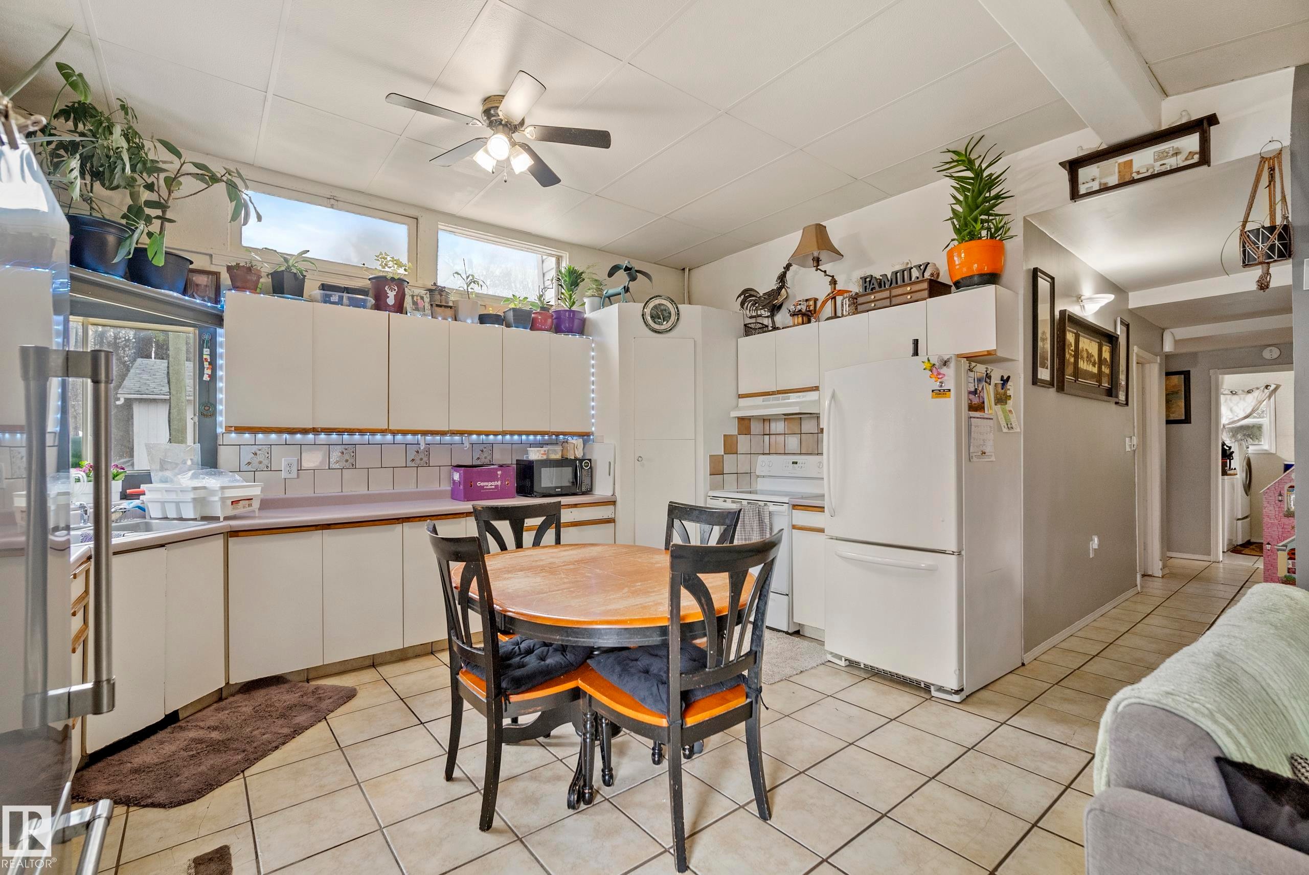 












106 52502 RGE ROAD 25

,
Rural Parkland County,




AB
T7Y 2M2

