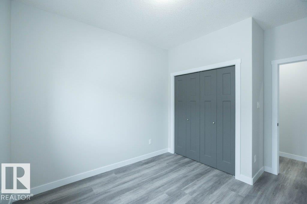 












9832 109 Street

,
Westlock,




AB
T7P 1P4

