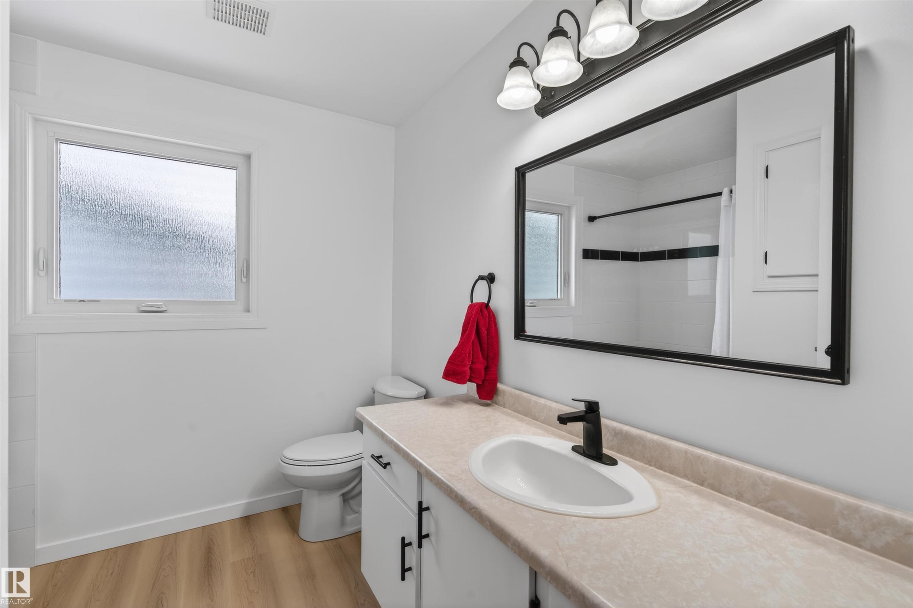 












6002 52 Avenue

,
Cold Lake,




AB
T9M 1T4


