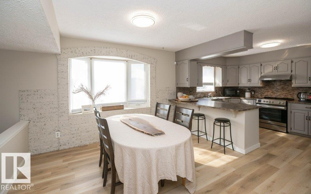 












10737 108A Avenue

,
Westlock,




AB
T7P 1C5

