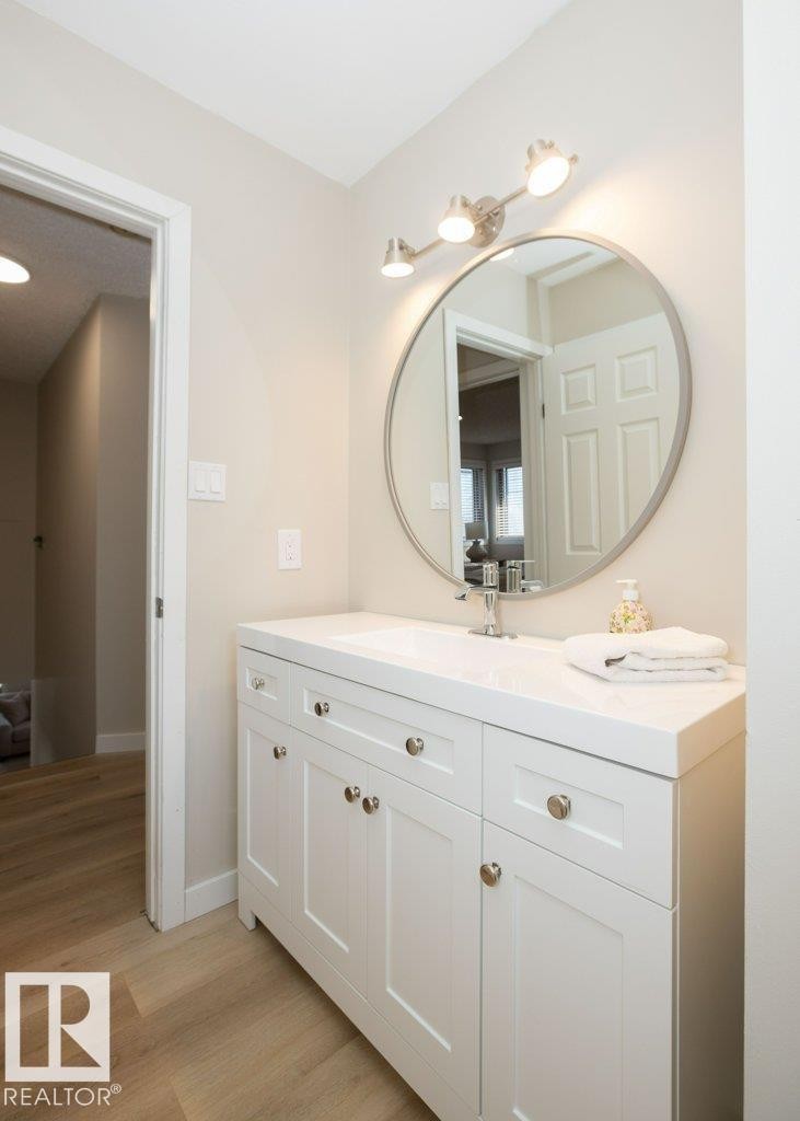 












10737 108A Avenue

,
Westlock,




AB
T7P 1C5

