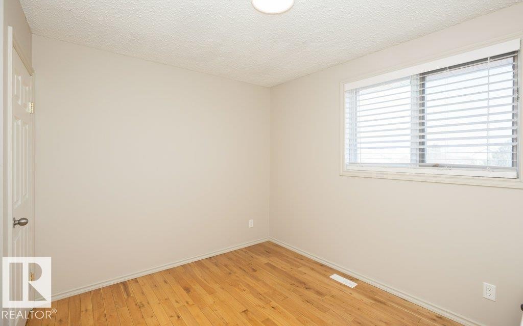 












10737 108A Avenue

,
Westlock,




AB
T7P 1C5

