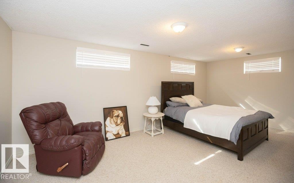 












10737 108A Avenue

,
Westlock,




AB
T7P 1C5

