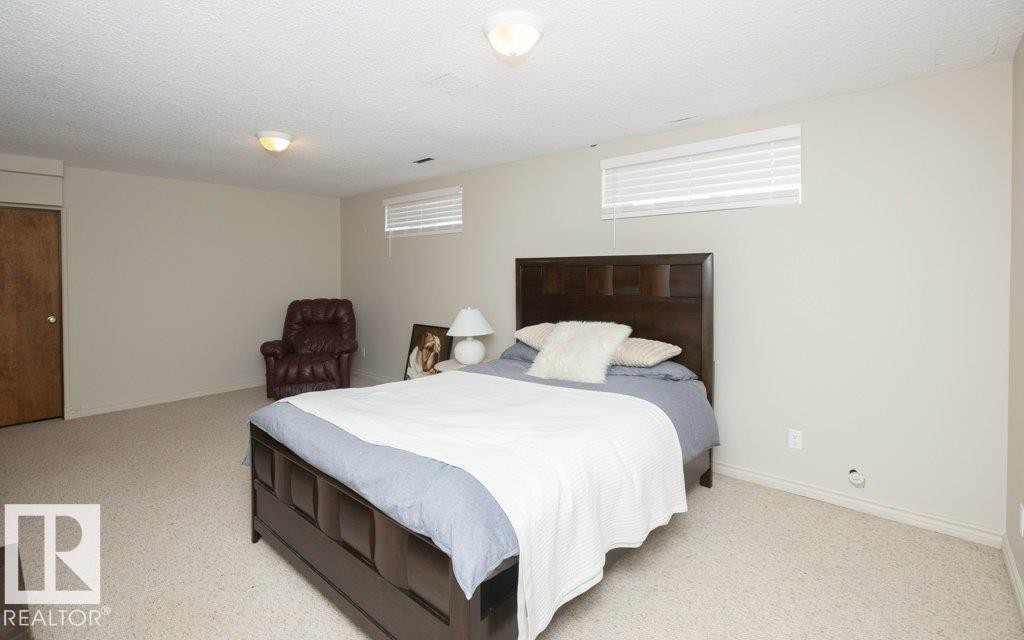 












10737 108A Avenue

,
Westlock,




AB
T7P 1C5

