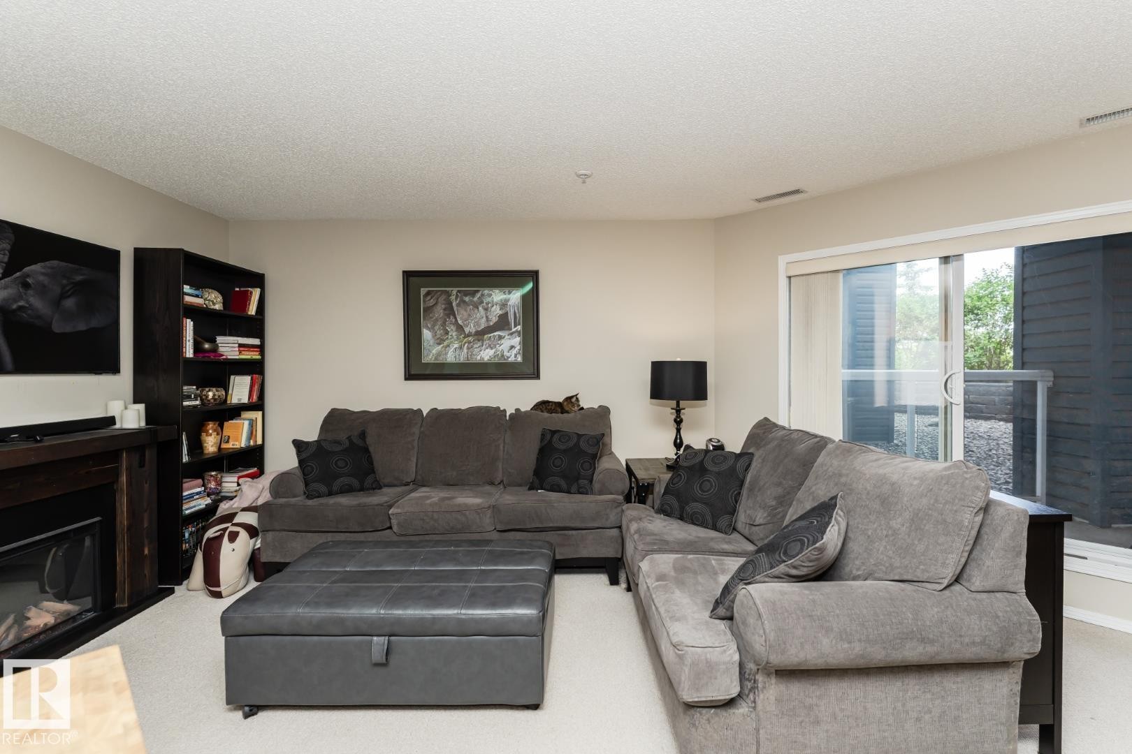 












113 16035 132 Street

,
Edmonton,




AB
T6V 0B4

