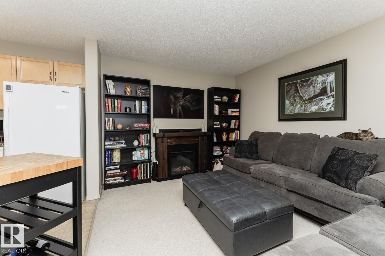 












113 16035 132 Street

,
Edmonton,




AB
T6V 0B4

