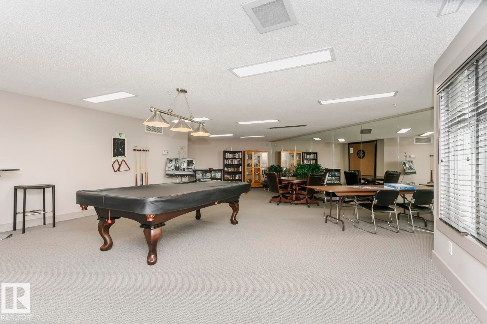 












113 16035 132 Street

,
Edmonton,




AB
T6V 0B4

