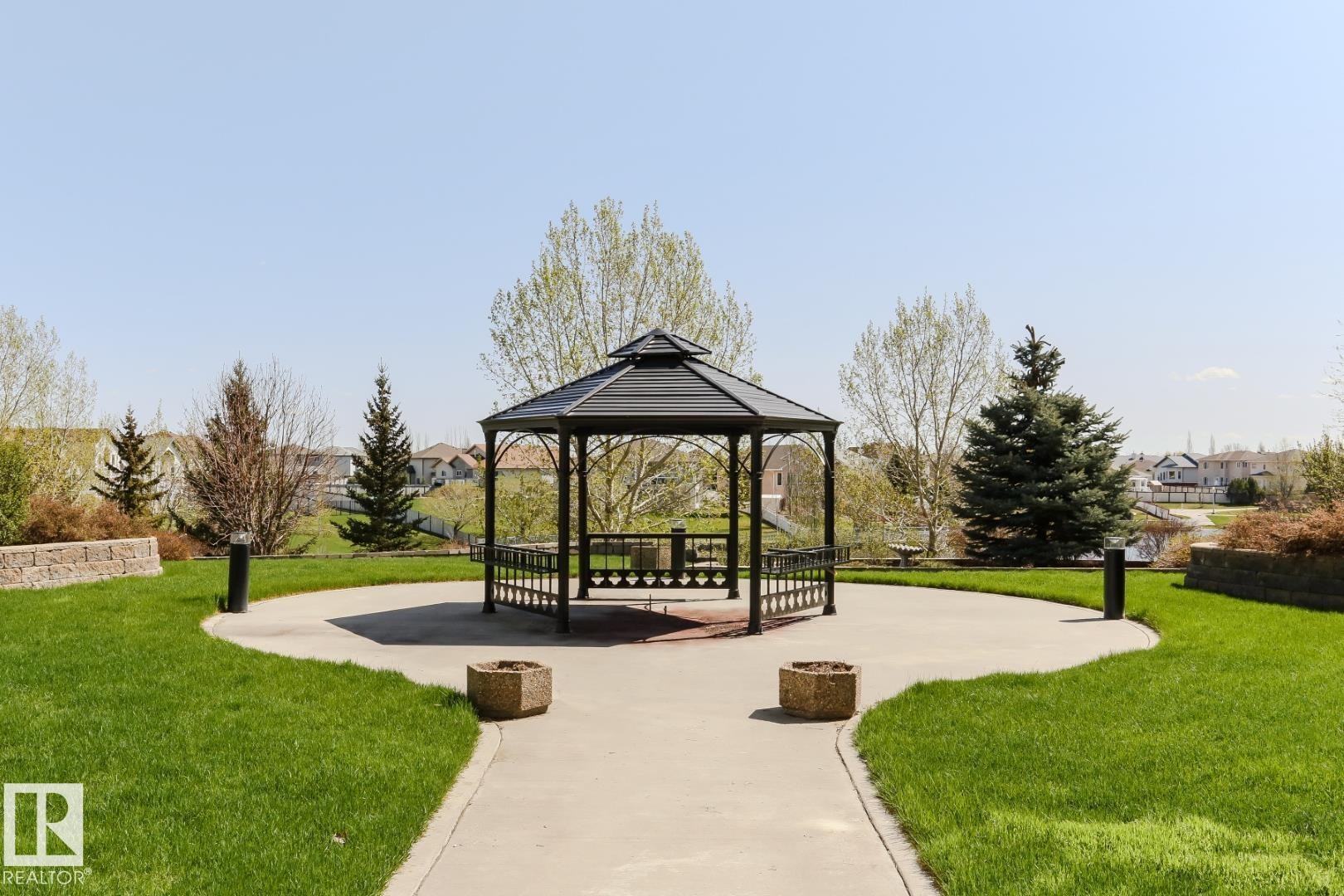 












113 16035 132 Street

,
Edmonton,




AB
T6V 0B4

