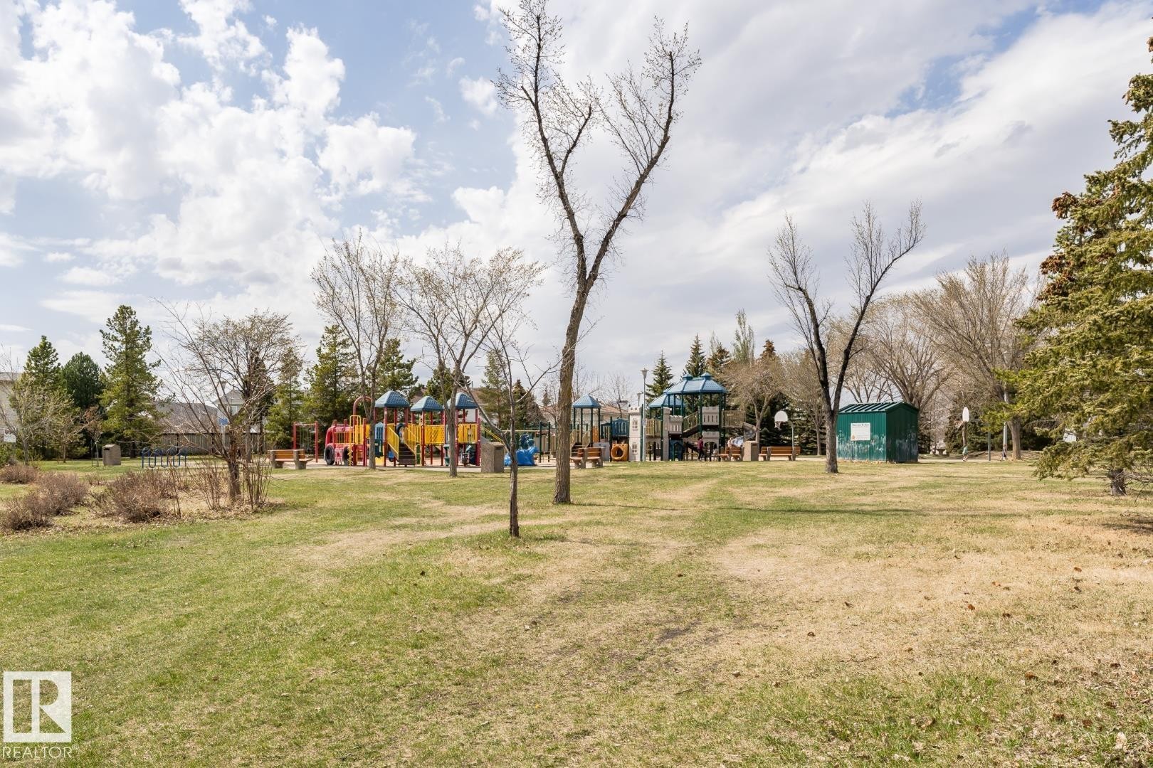 












113 16035 132 Street

,
Edmonton,




AB
T6V 0B4

