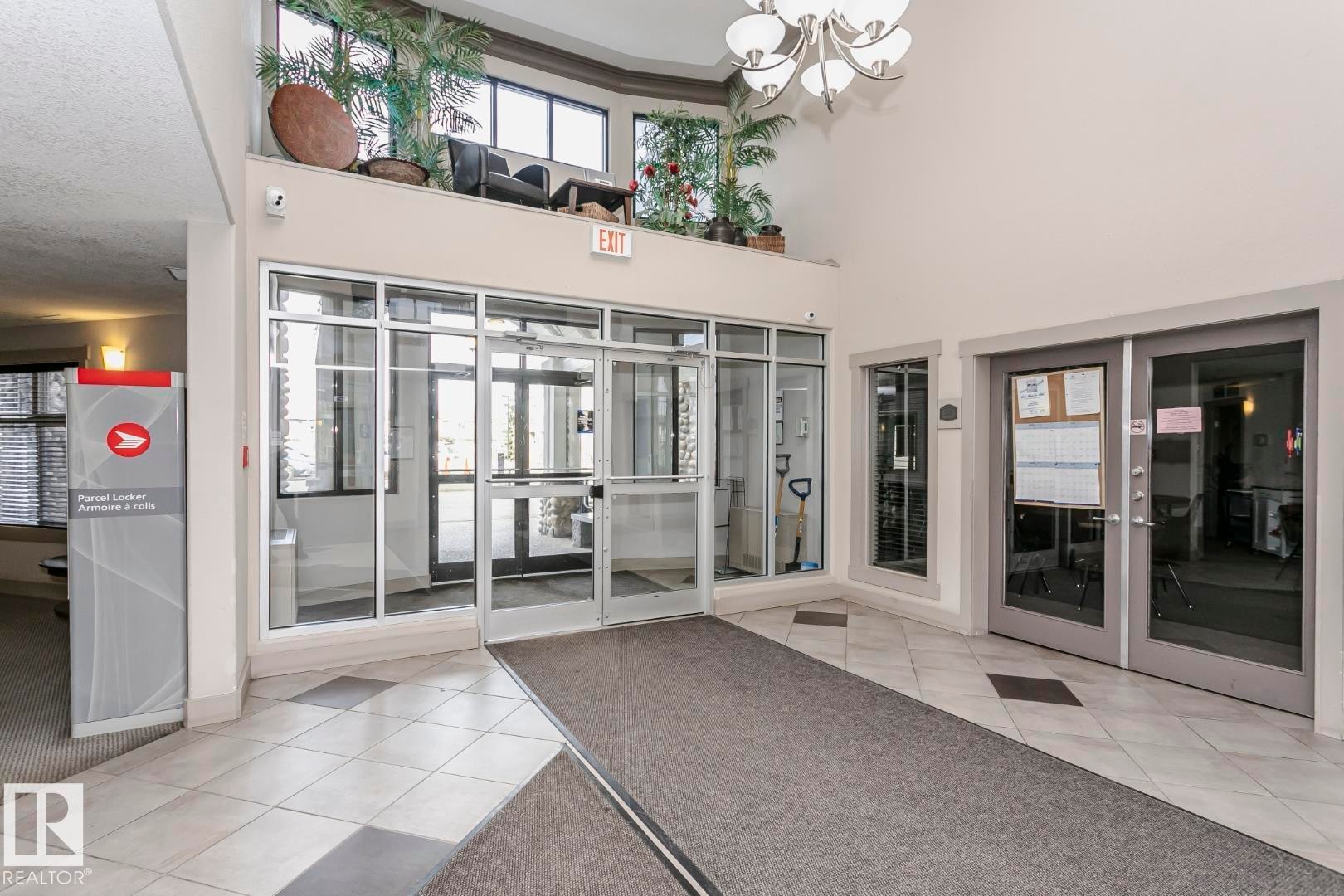 












113 16035 132 Street

,
Edmonton,




AB
T6V 0B4

