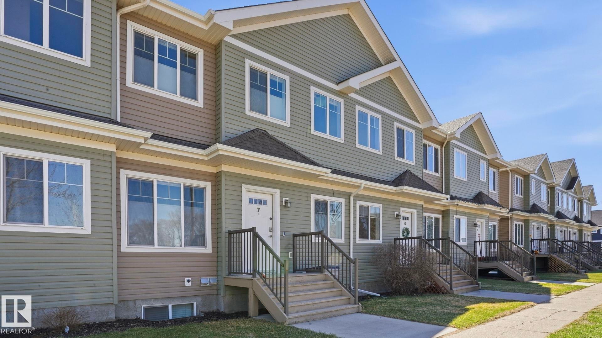 












7 300 QUEEN Street

,
Spruce Grove,




AB
T7X 2J1


