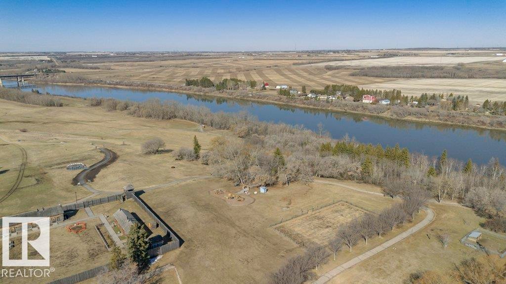 












205 9932 100 Avenue

,
Fort Saskatchewan,




AB
T8L 4L2

