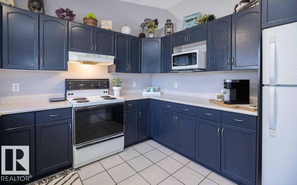 












10812 109 Street

,
Westlock,




AB
T7P 1C4

