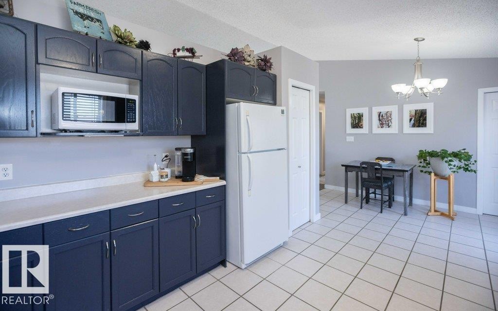 












10812 109 Street

,
Westlock,




AB
T7P 1C4


