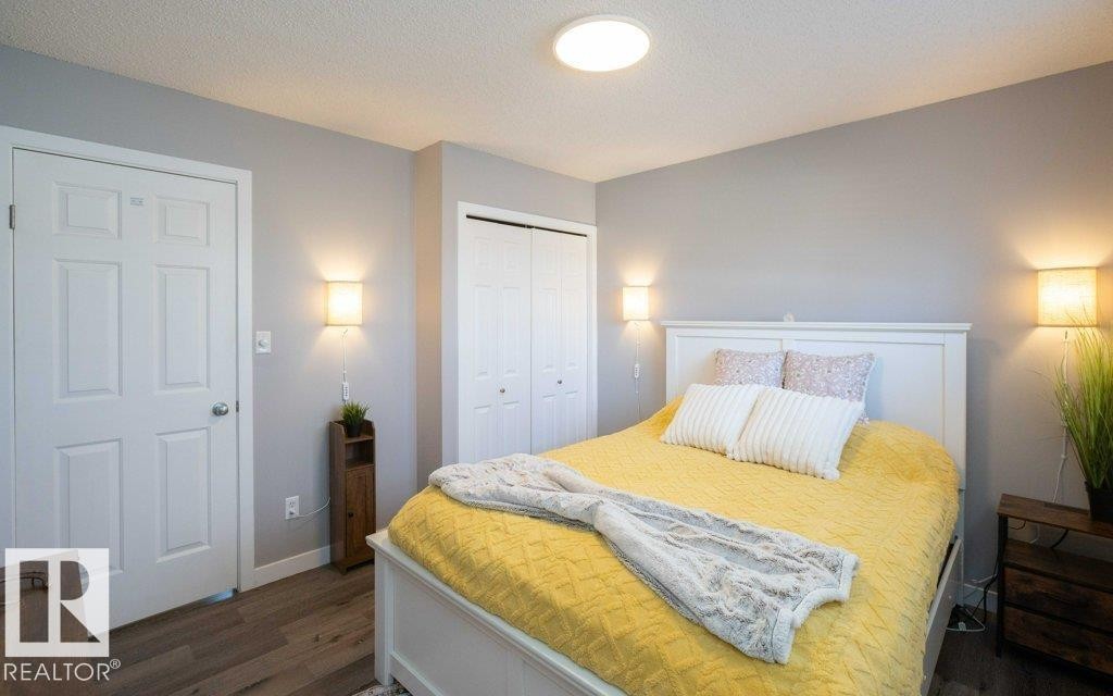 












10812 109 Street

,
Westlock,




AB
T7P 1C4

