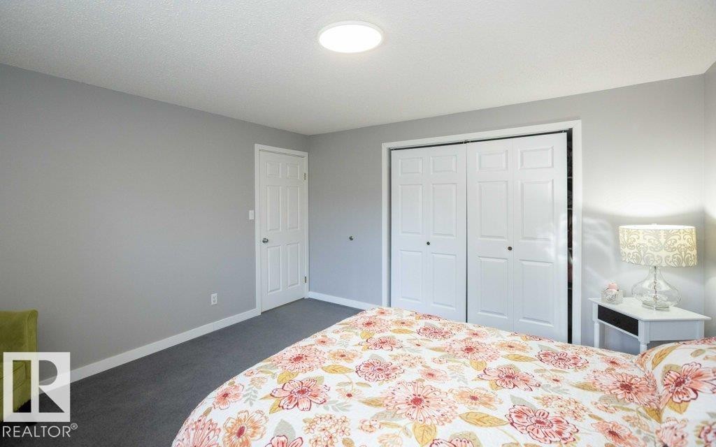 












10812 109 Street

,
Westlock,




AB
T7P 1C4

