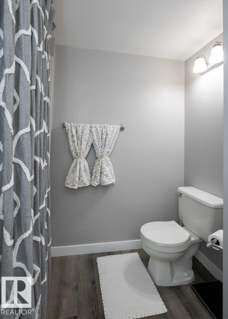 












10812 109 Street

,
Westlock,




AB
T7P 1C4

