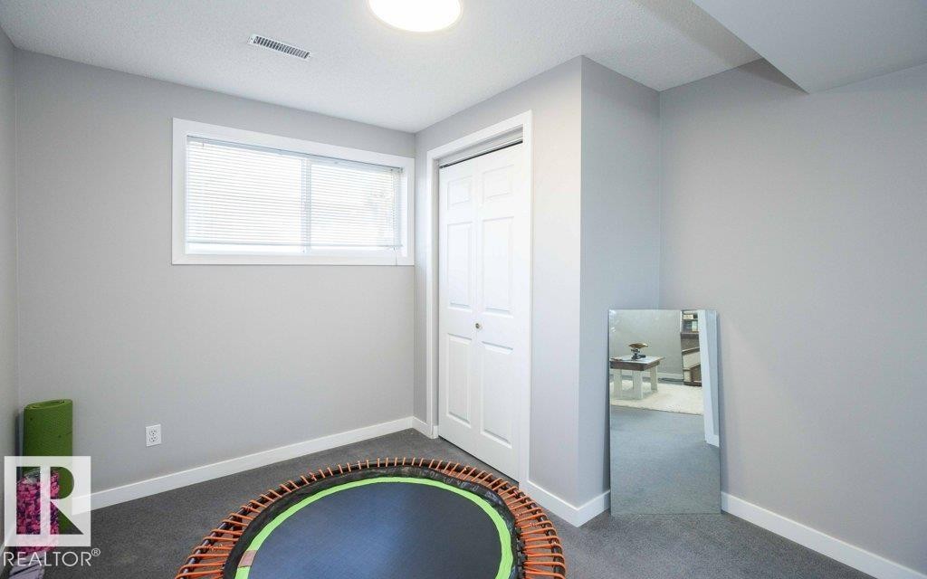 












10812 109 Street

,
Westlock,




AB
T7P 1C4

