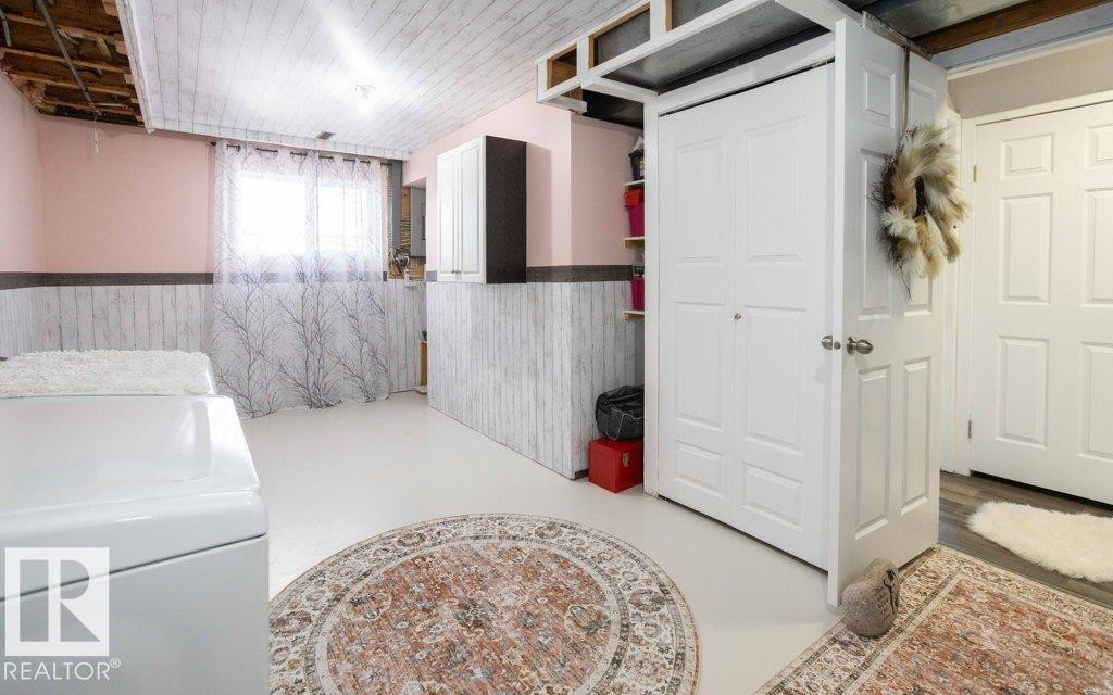 












10812 109 Street

,
Westlock,




AB
T7P 1C4

