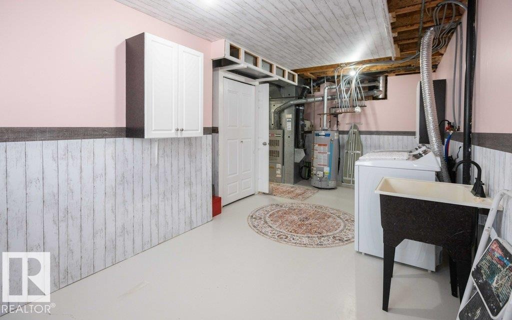 












10812 109 Street

,
Westlock,




AB
T7P 1C4

