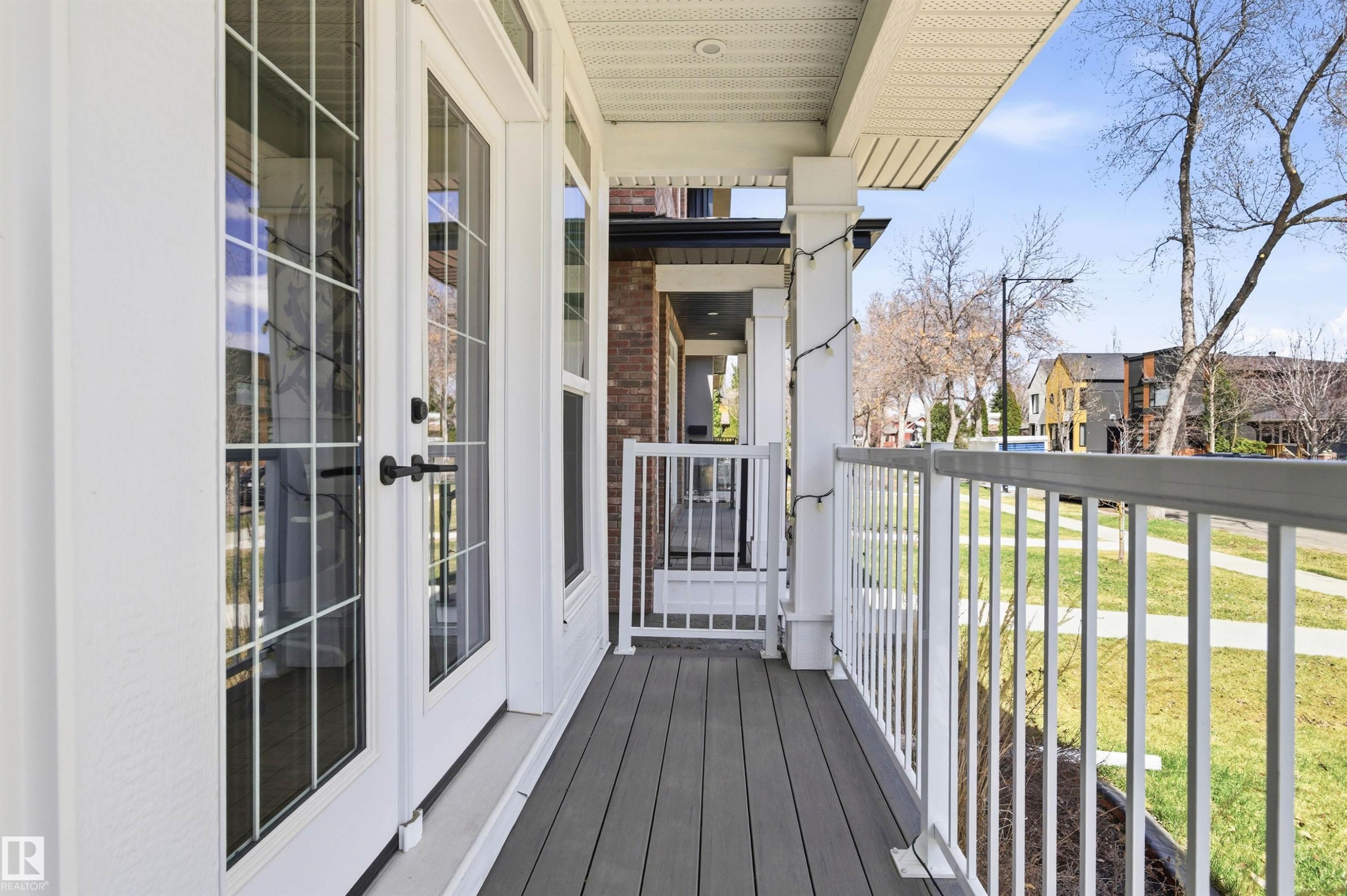 












10430 143 Street

,
Edmonton,




AB
T5N 2S4

