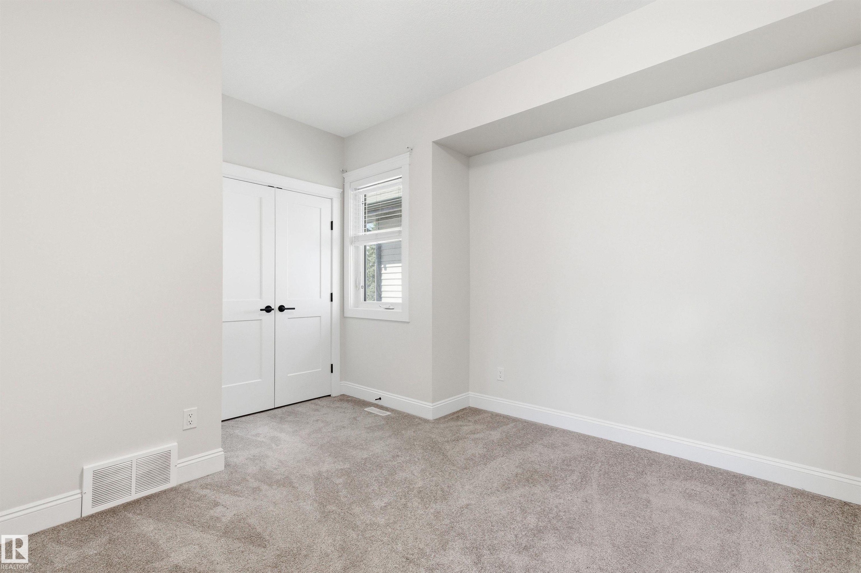 












10430 143 Street

,
Edmonton,




AB
T5N 2S4

