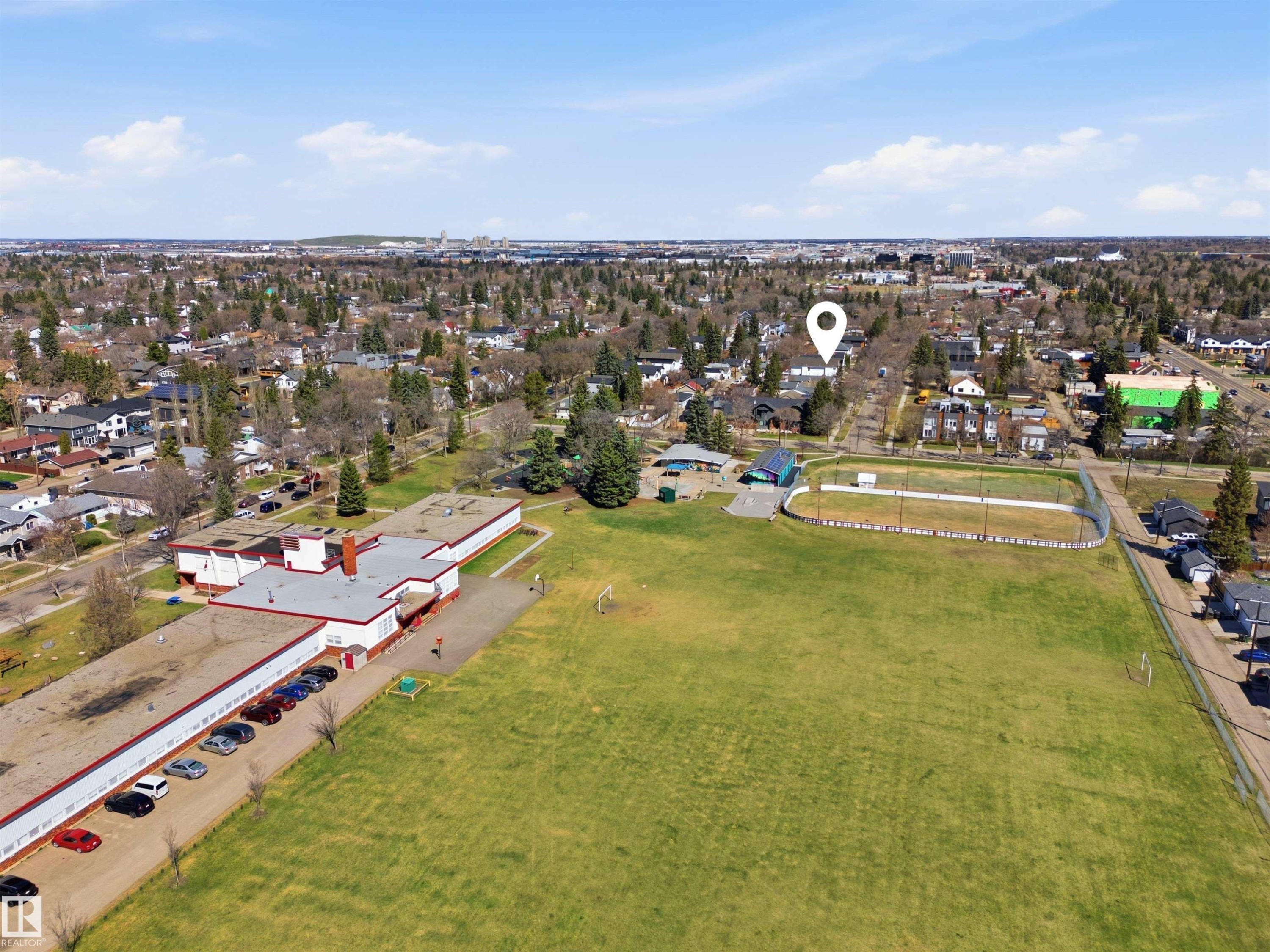 












10430 143 Street

,
Edmonton,




AB
T5N 2S4

