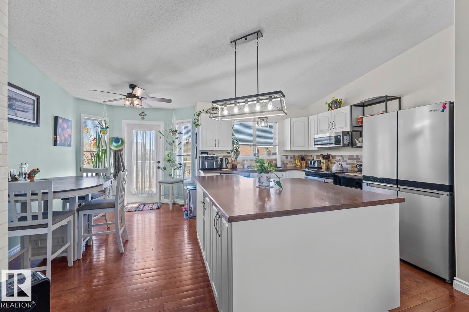 












611 19 Street

,
Cold Lake,




AB
T9M 1C6

