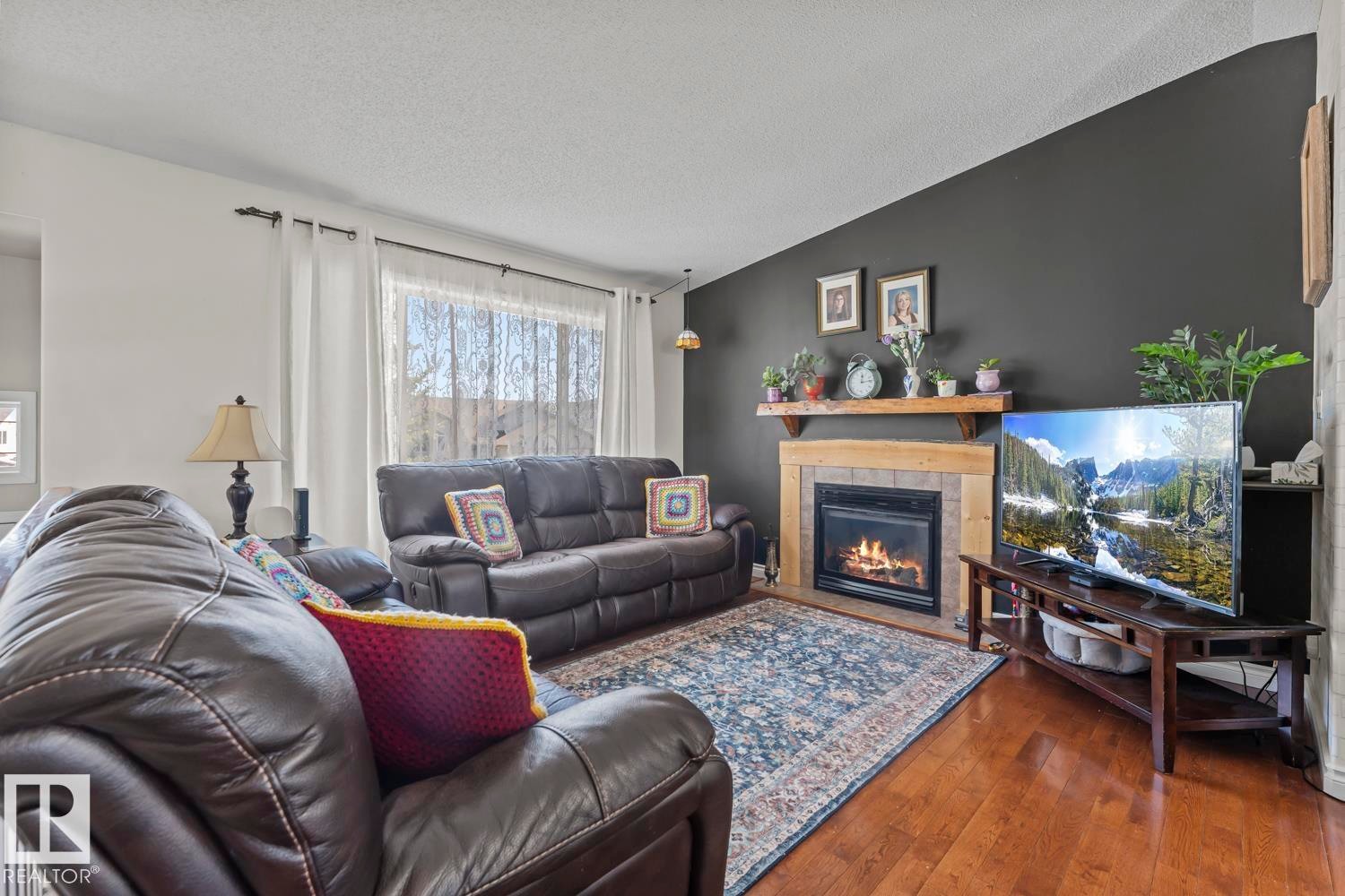 












611 19 Street

,
Cold Lake,




AB
T9M 1C6

