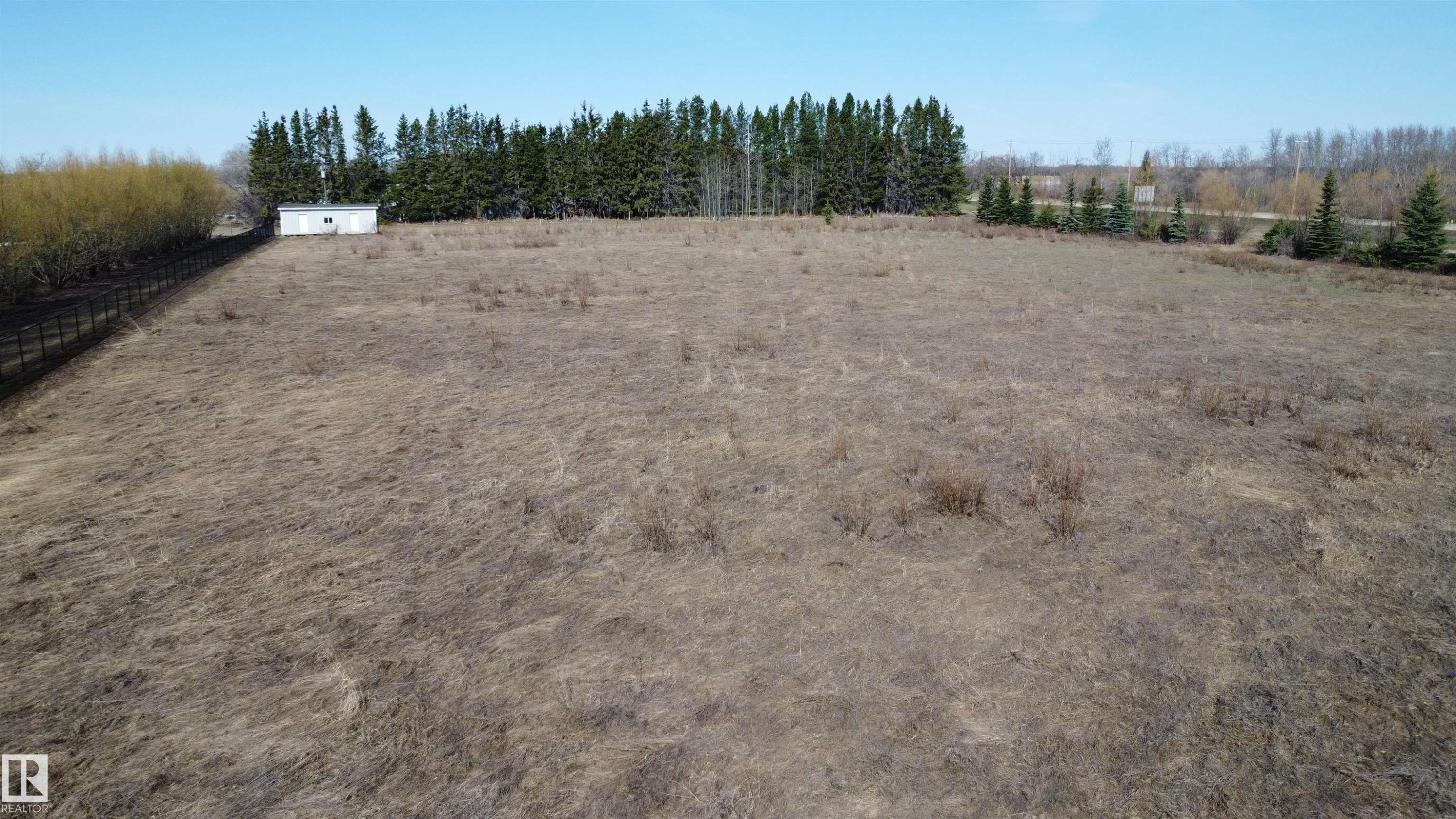 












HWY 18 & RR 270

,
Rural Westlock County,







AB
T7P 2P6

