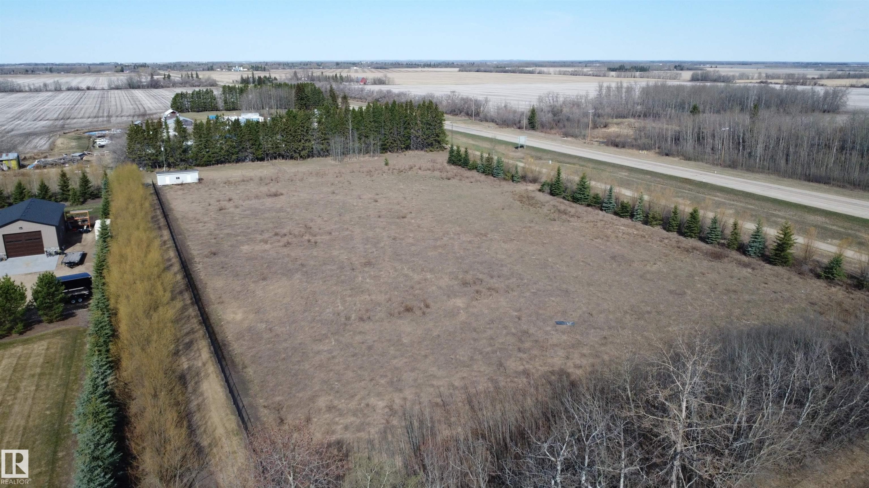 












HWY 18 & RR 270

,
Rural Westlock County,







AB
T7P 2P6

