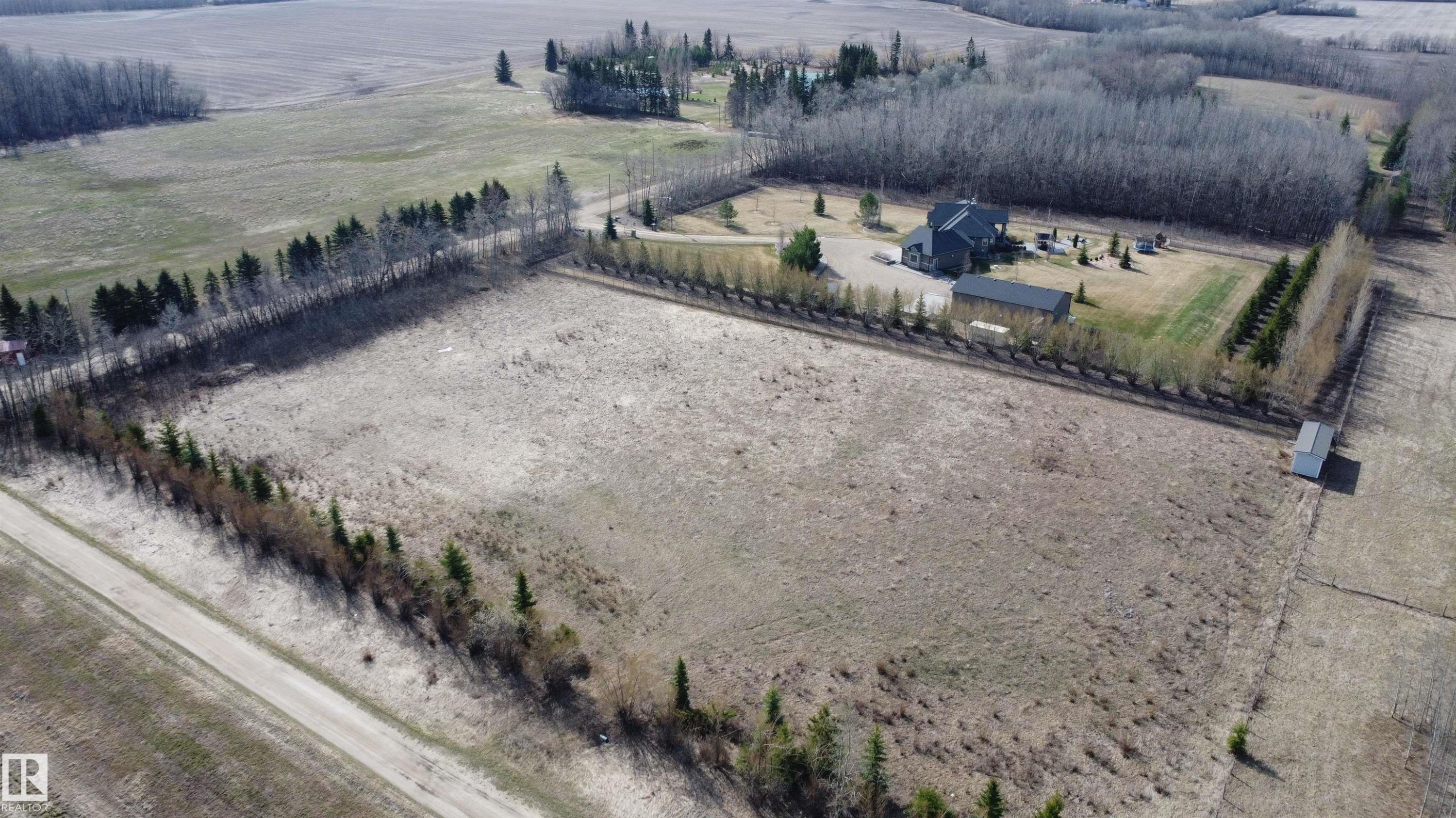 












HWY 18 & RR 270

,
Rural Westlock County,







AB
T7P 2P6

