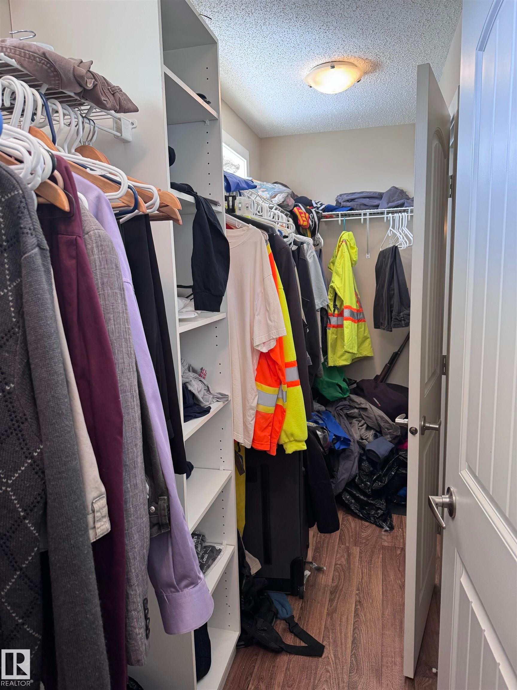 












61516 Rg Rd 204

,
Rural Thorhild County,




AB
T0A 2P0

